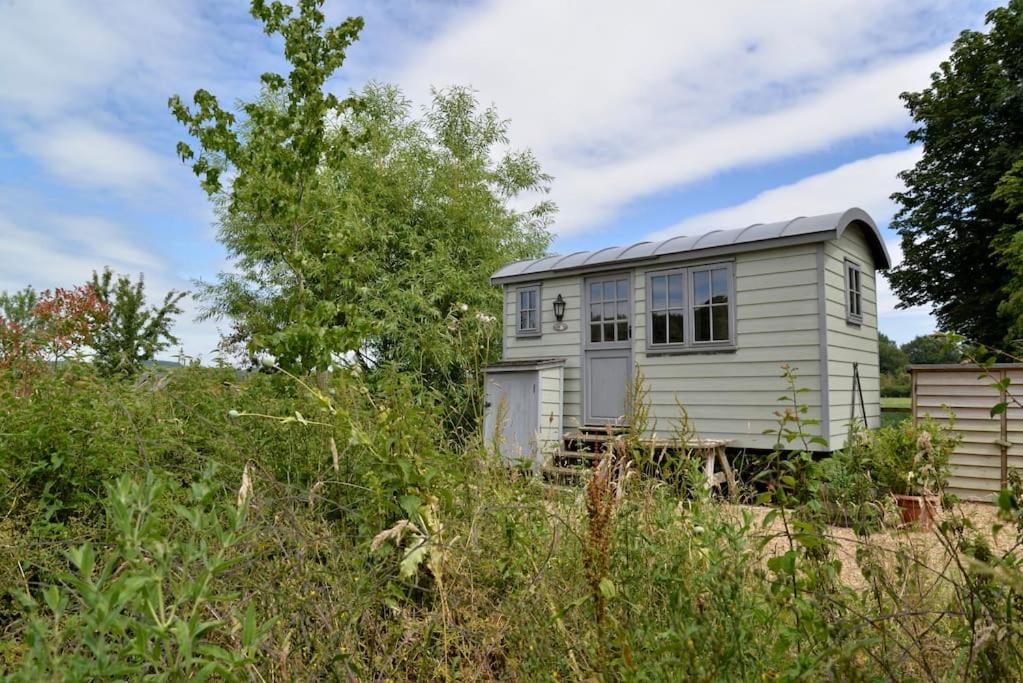The Shepherd'S Hut @ Chichester Cottage Exterior foto